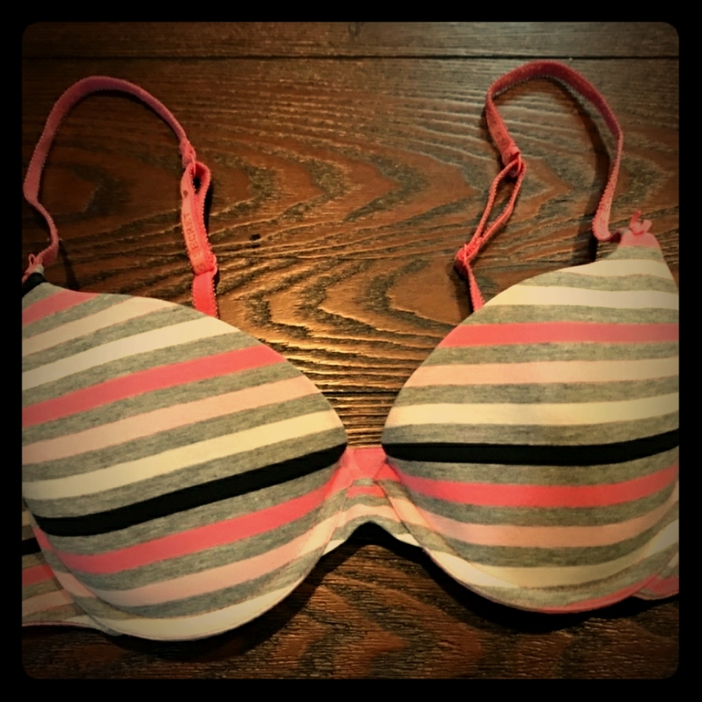 Victorias Secret Striped T-shirt Bra 34C
